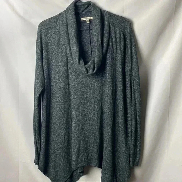 EXPRESS ONE ELEVEN WOMENS SIZE MEDIUM/LARGE COWL NECK SOFT GRAY SWEATER - Picture 3 of 11